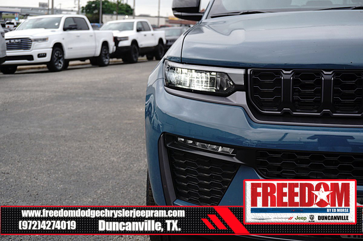New 2026 Jeep Grand Cherokee Limited w/ Limited Altitude Package RWD image 41