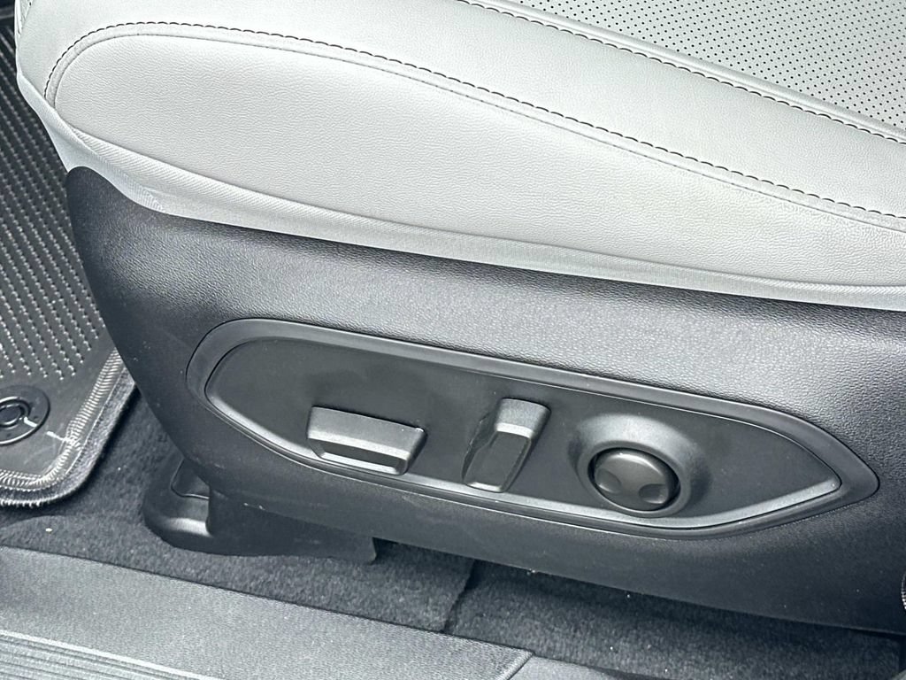 New 2026 Jeep Cherokee Limited AWD/4WD image 18
