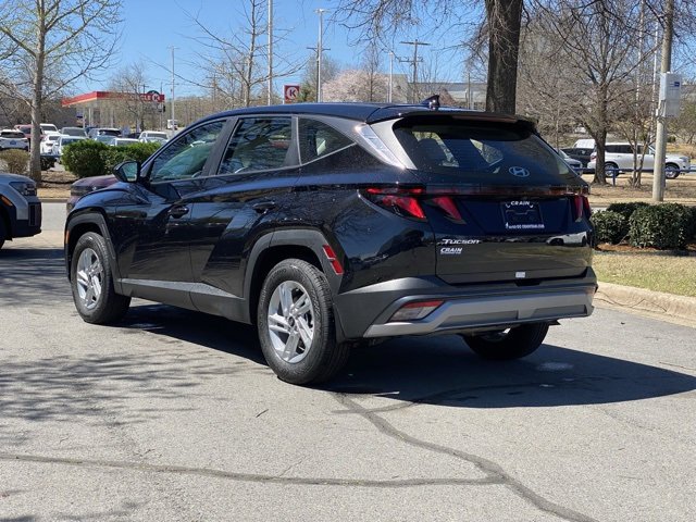 New 2025 Hyundai Tucson SE image 5