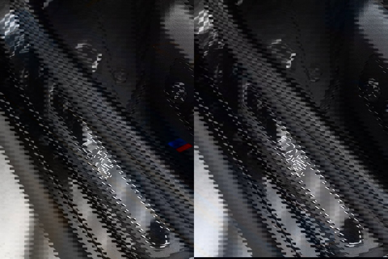 Used 2025 BMW M5 w/ Carbon Package image 35