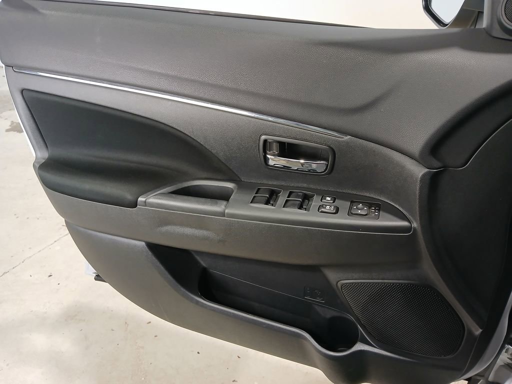 Used 2024 Mitsubishi Outlander Sport AWD image 28