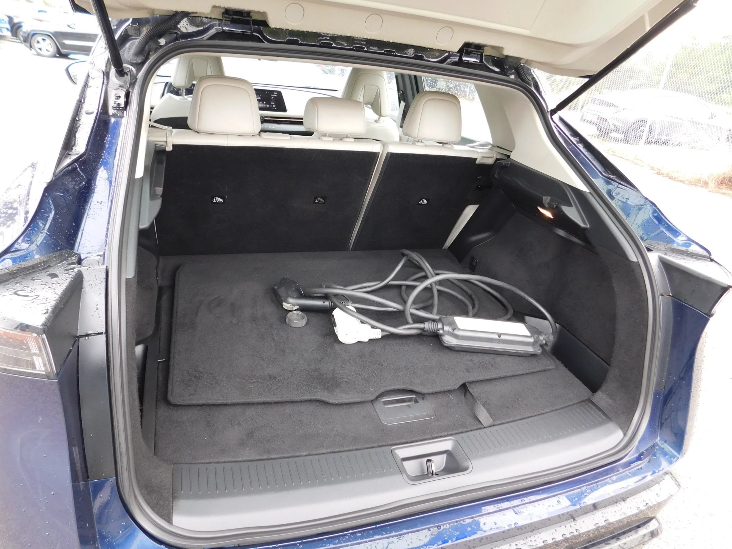 Used 2023 Nissan Ariya FWD image 9