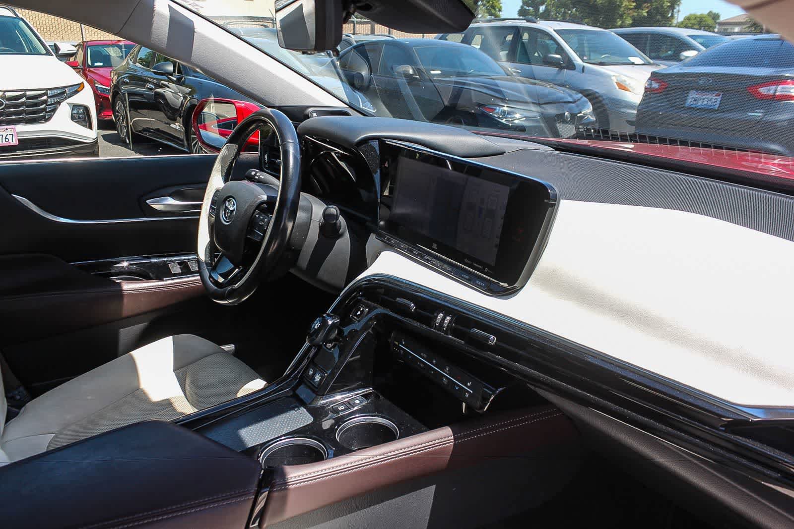 Used 2021 Toyota Mirai RWD image 22
