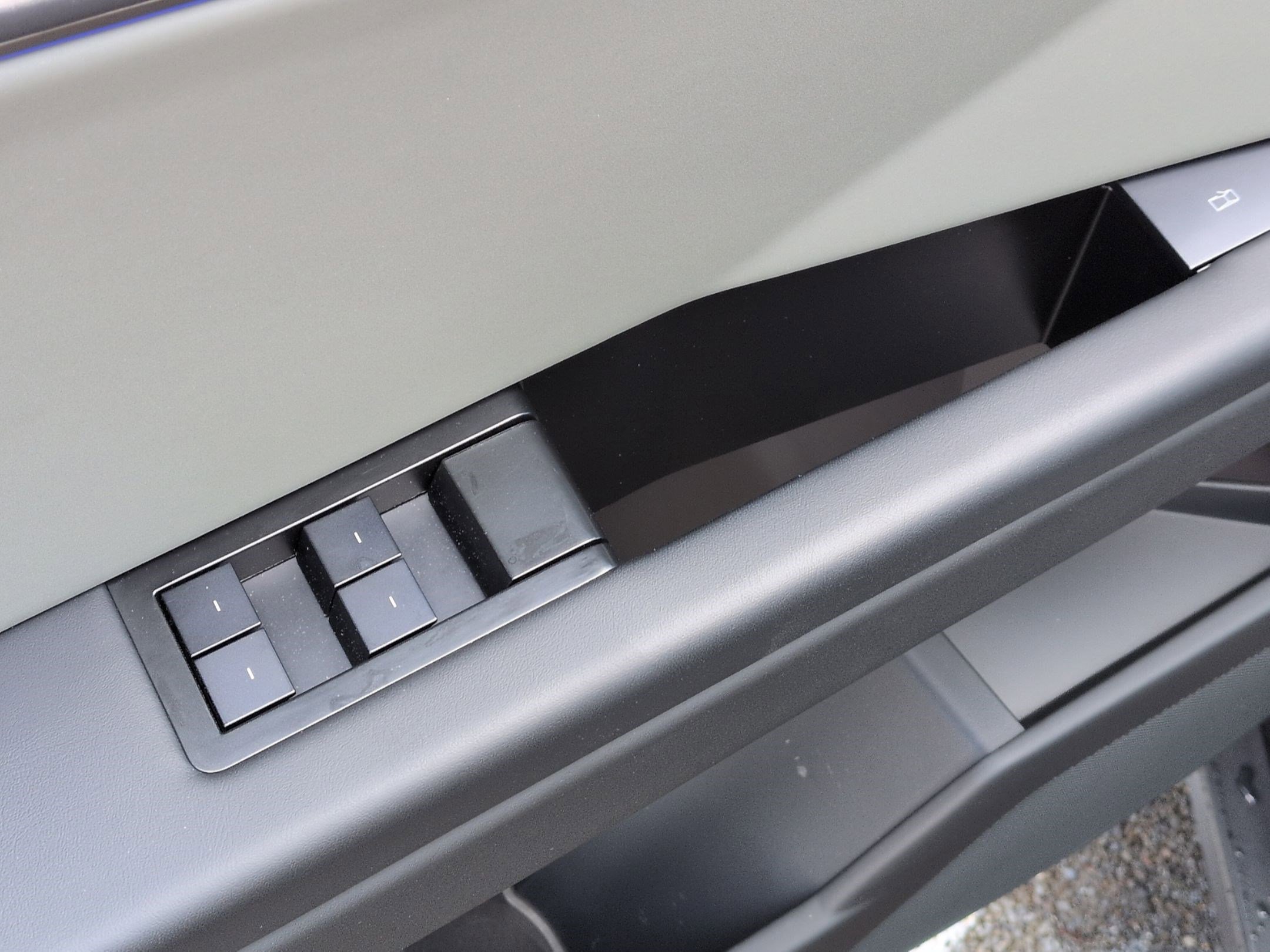 Used 2024 Tesla Cybertruck Cyberbeast AWD/4WD image 15