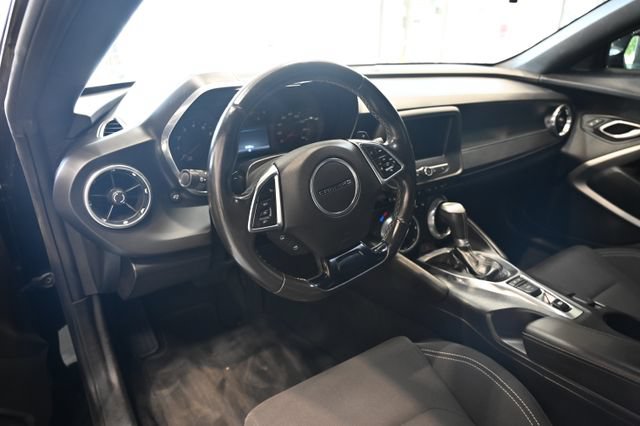 Used 2016 Chevrolet Camaro LT RWD image 22