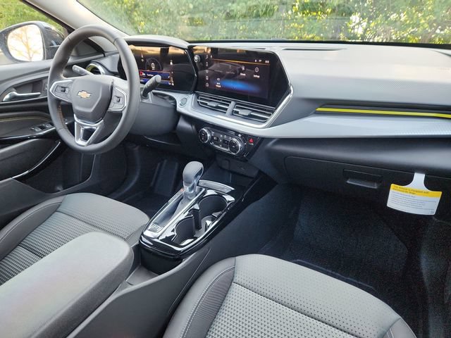 New 2026 Chevrolet Trax LT w/ Driver Confidence Package FWD image 19