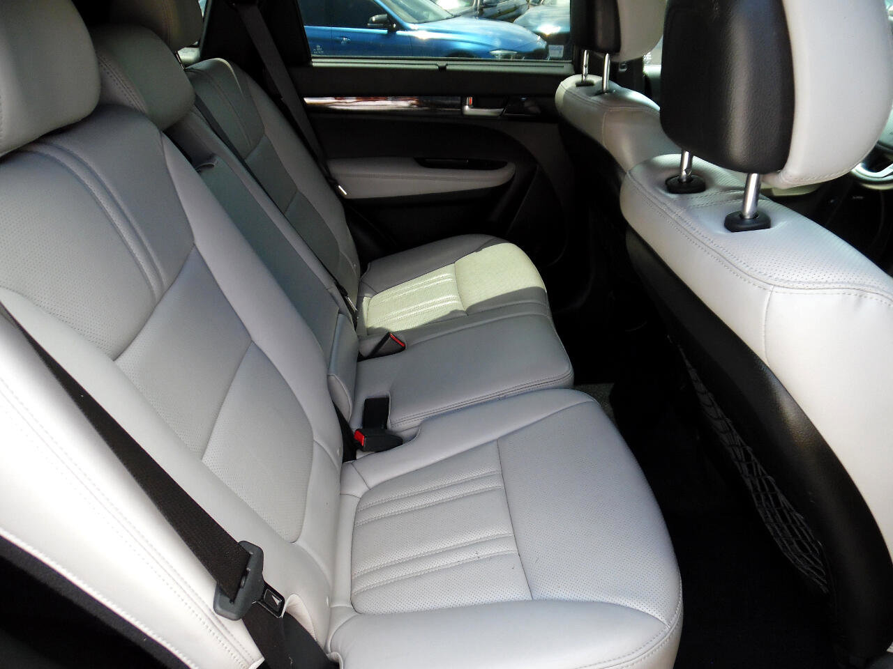 Used 2014 Kia Sorento SX image 21