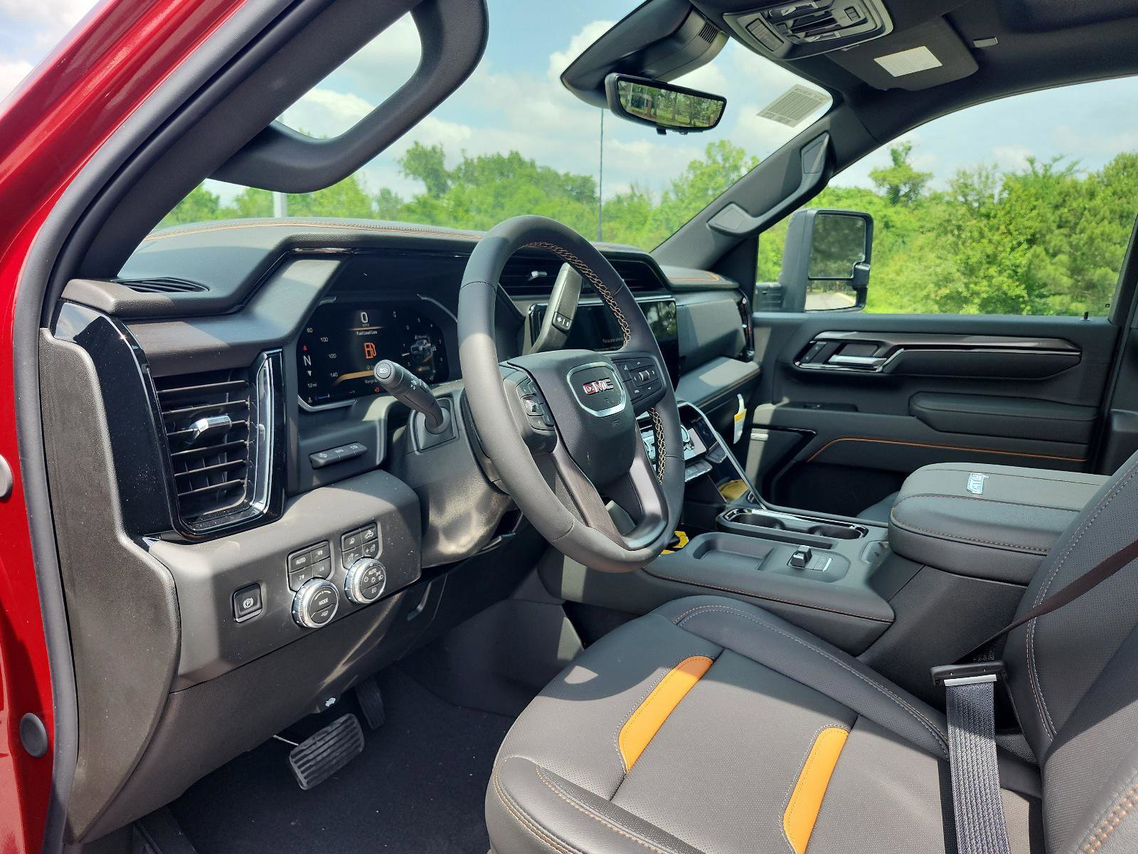 New 2026 GMC Sierra 2500 AT4 w/ AT4 Premium Plus Package AWD/4WD image 13