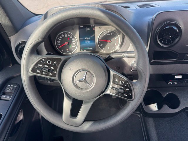 Used 2024 Mercedes-Benz Sprinter 2500 image 7
