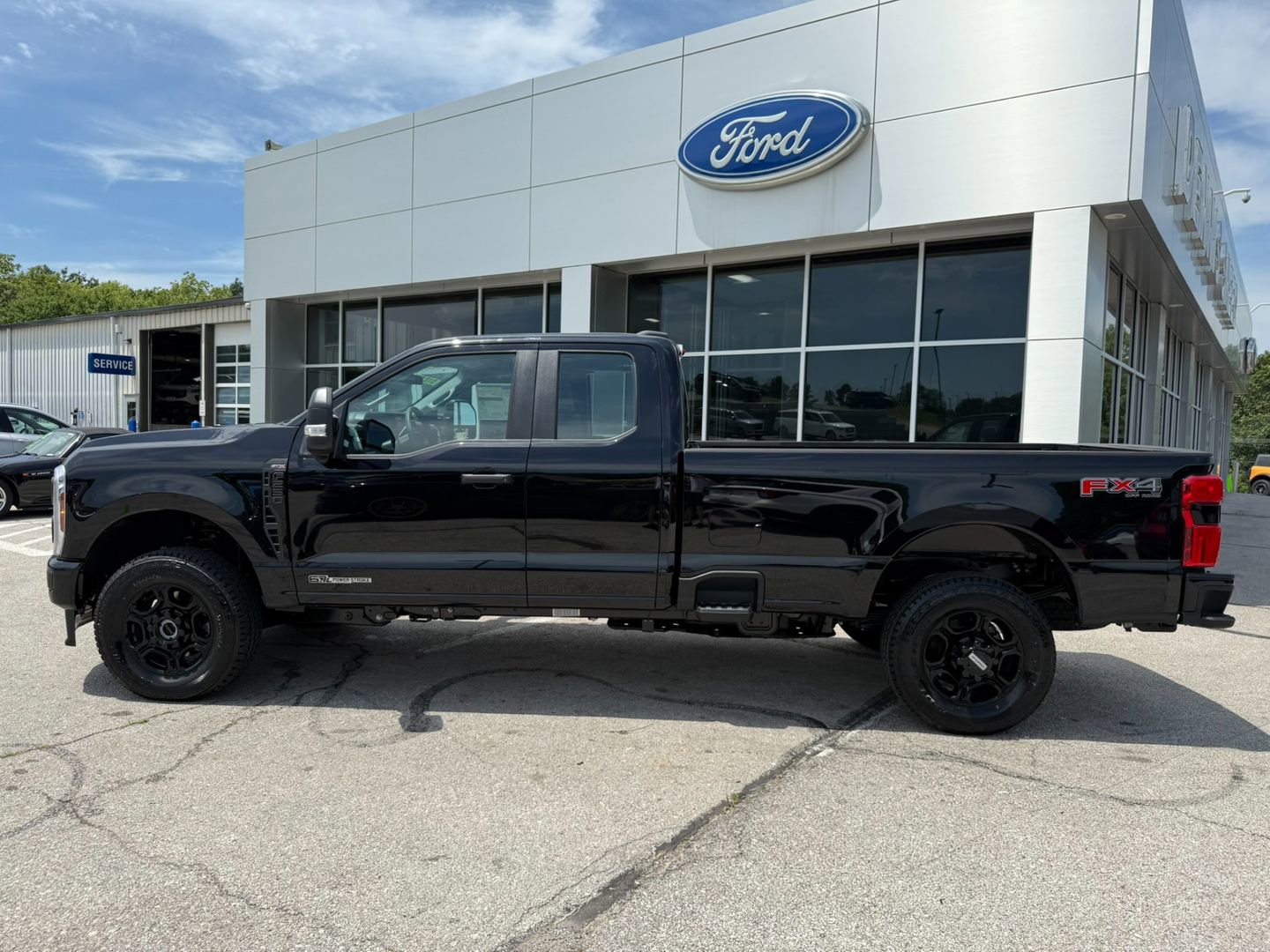 New 2025 Ford F250 XL w/ STX Appearance Package AWD/4WD image 4