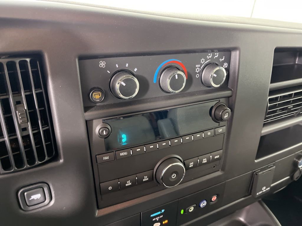 New 2026 Chevrolet Express 3500 LS RWD image 29