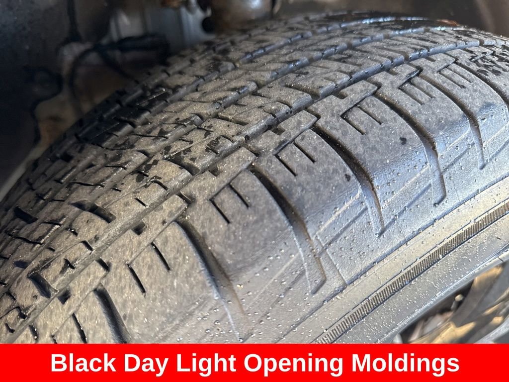 Used 2019 Jeep Cherokee Latitude Plus image 18