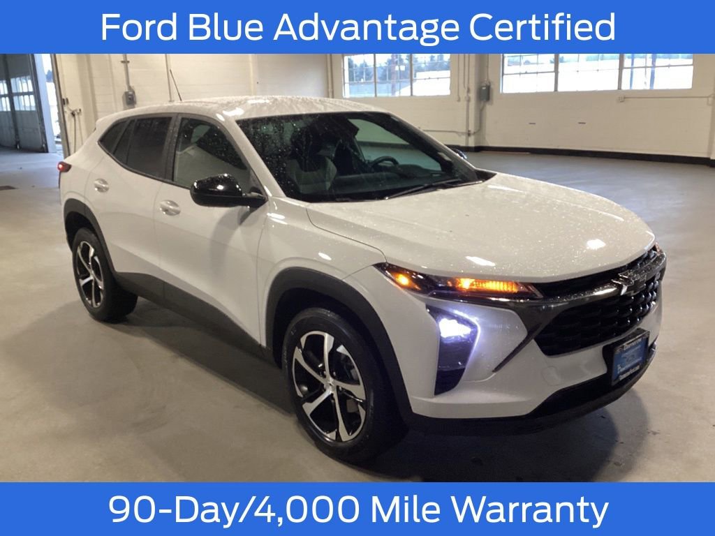 Used 2024 Chevrolet Trax RS image 9