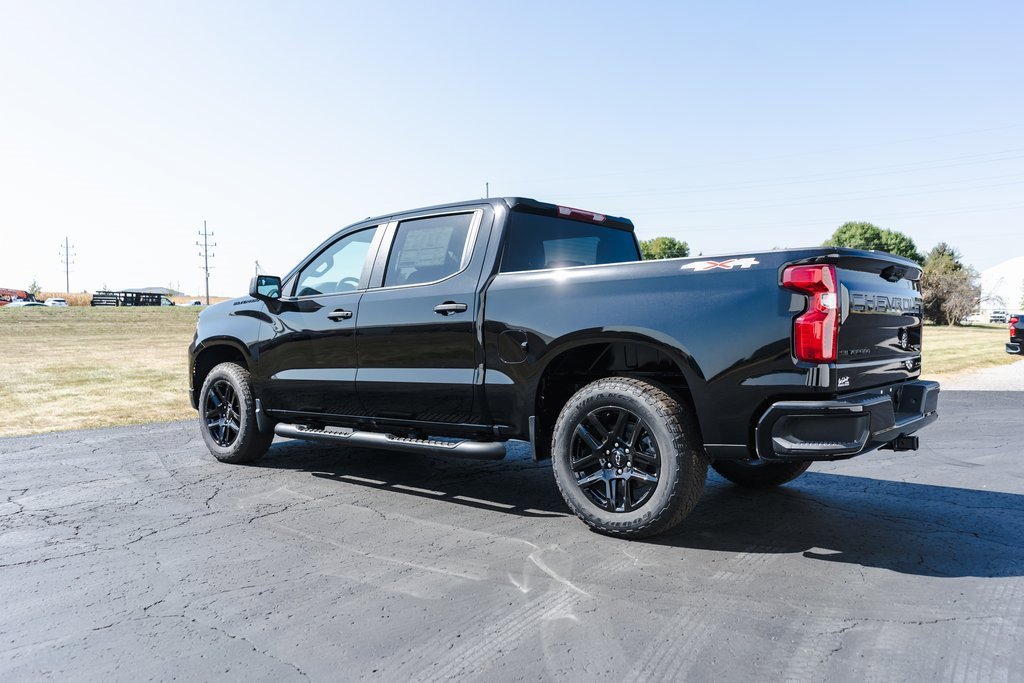 New 2026 Chevrolet Silverado 1500 Custom w/ Turbomax Blackout Package image 4