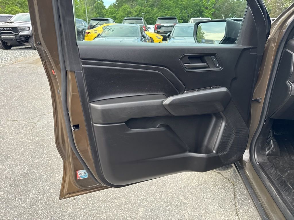Used 2023 Chevrolet Colorado W/T RWD image 22