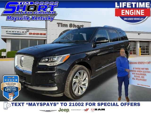 Used 2023 Lincoln Navigator Reserve AWD/4WD image 1