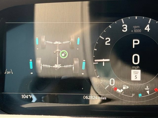 Used 2024 Land Rover Discovery S AWD/4WD image 29
