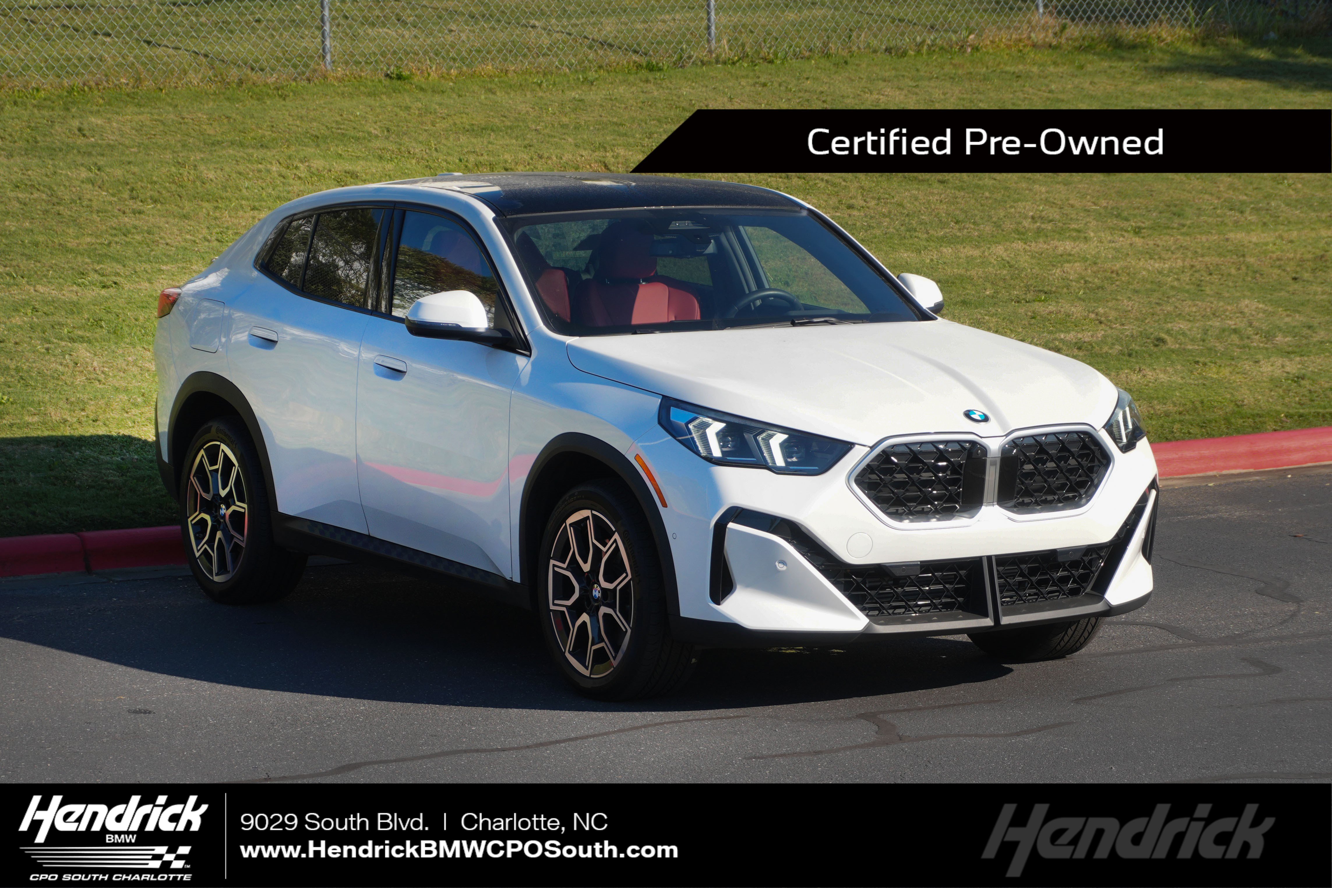 Certified 2025 BMW X2 xDrive28i AWD/4WD image 1