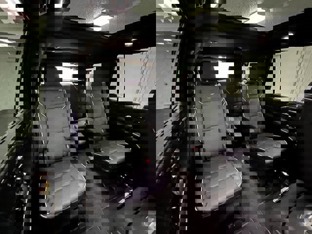 Certified 2024 Cadillac Escalade Premium Luxury w/ Performance Package image 36