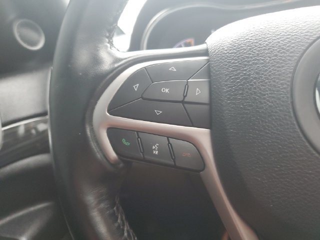 Used 2021 Jeep Grand Cherokee Laredo X AWD/4WD image 19
