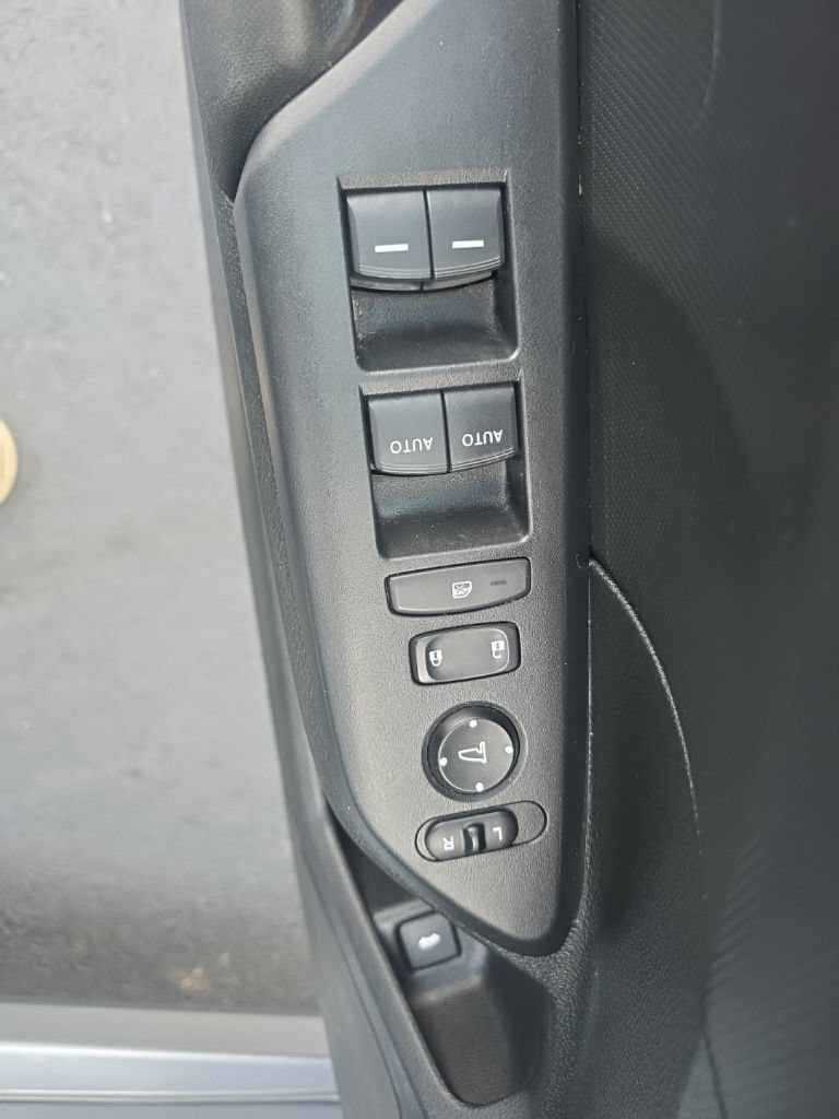 Used 2019 Honda Civic LX image 11