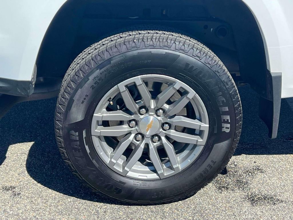 Used 2026 Chevrolet Colorado LT w/ LT Convenience Package AWD/4WD image 11