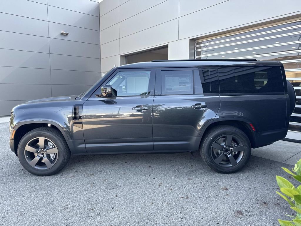 New 2026 Land Rover Defender 130 S AWD/4WD image 4