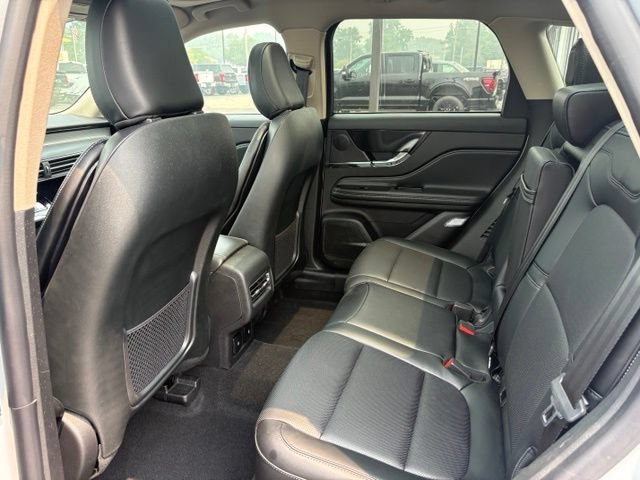 Used 2025 Lincoln Corsair AWD w/ Equipment Group 101A image 20