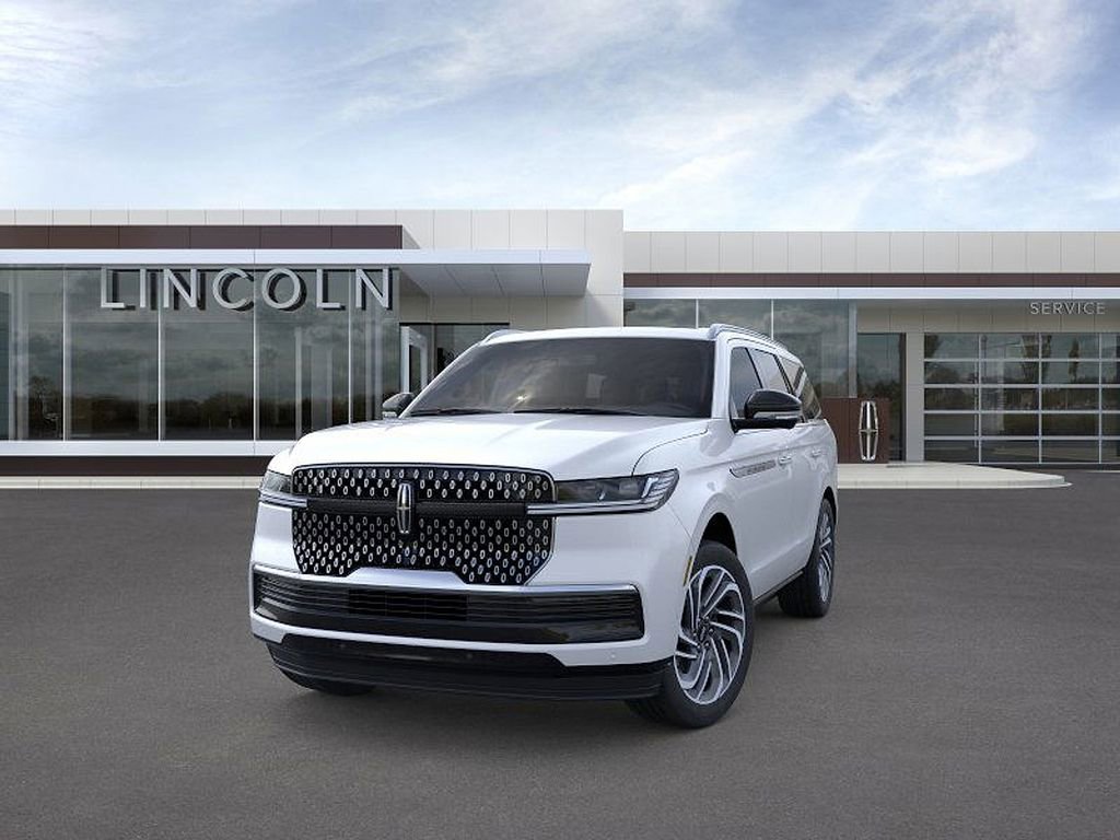 New 2026 Lincoln Navigator Reserve image 2