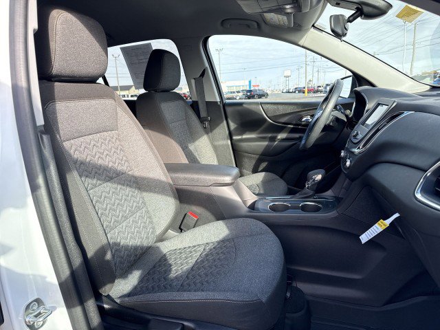 Certified 2024 Chevrolet Equinox LT w/ LPO, Floor Liner Package image 24