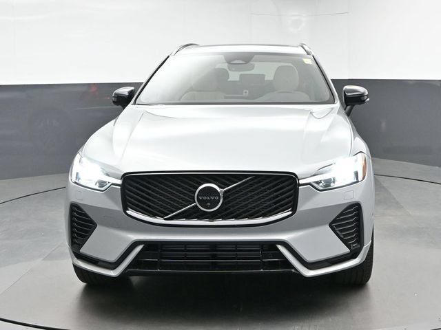 New 2026 Volvo XC60 T8 Plus w/ Protection Package Premier AWD/4WD image 3