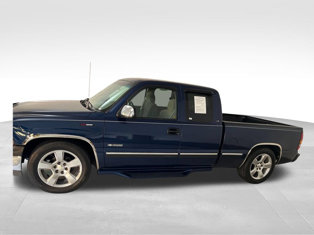 Used 2000 Chevrolet Silverado 1500 LS RWD image 2