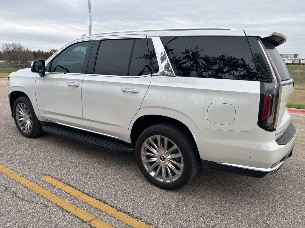 Used 2022 Cadillac Escalade Premium Luxury w/ Performance Package image 5
