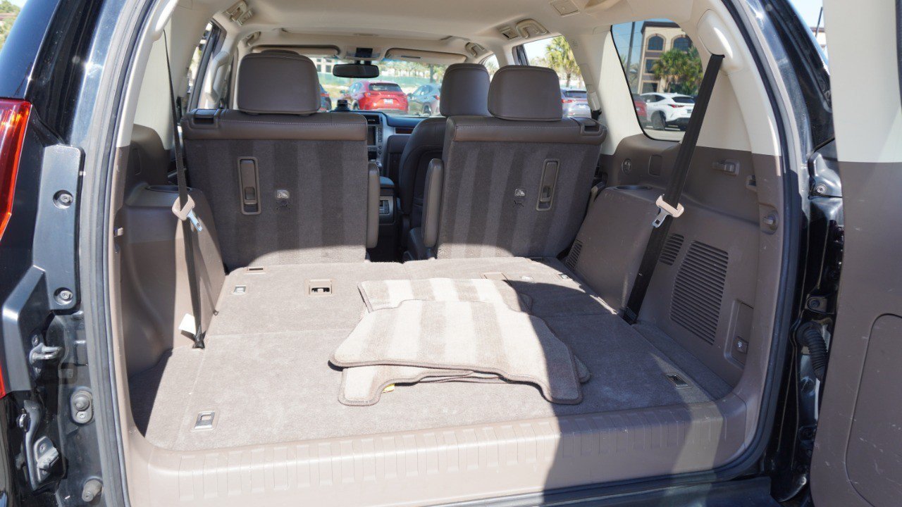 Used 2017 Lexus GX 460 Premium AWD/4WD image 36