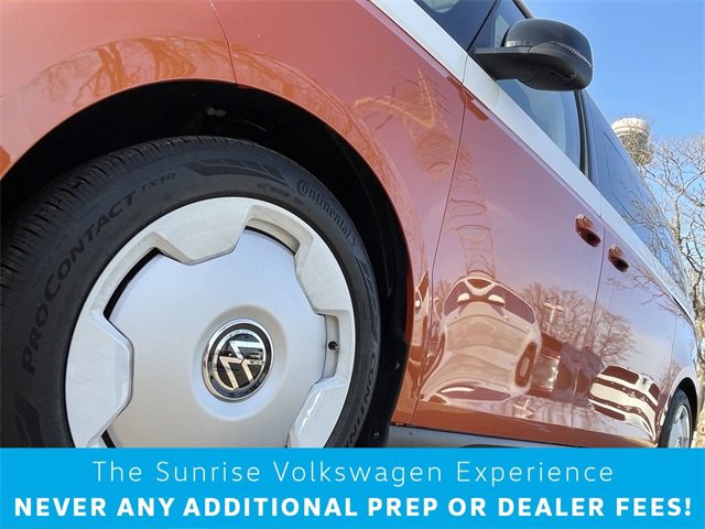 New 2025 Volkswagen ID. Buzz 1st Edition image 11