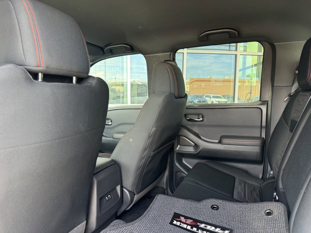 Used 2024 Nissan Frontier PRO-4X w/ Off-Road Protection Package image 36