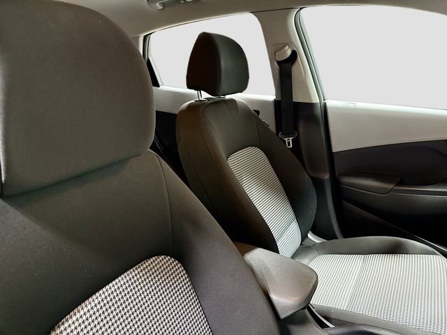 Used 2020 Hyundai Kona SE image 27