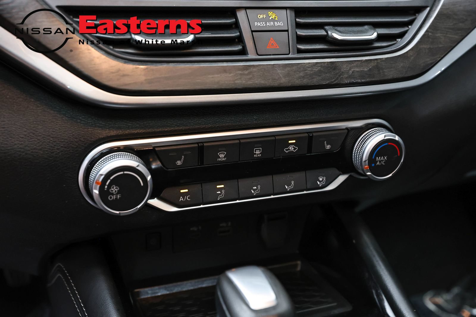 Used 2023 Nissan Altima 2.5 SV w/ SV Premium Package FWD image 19
