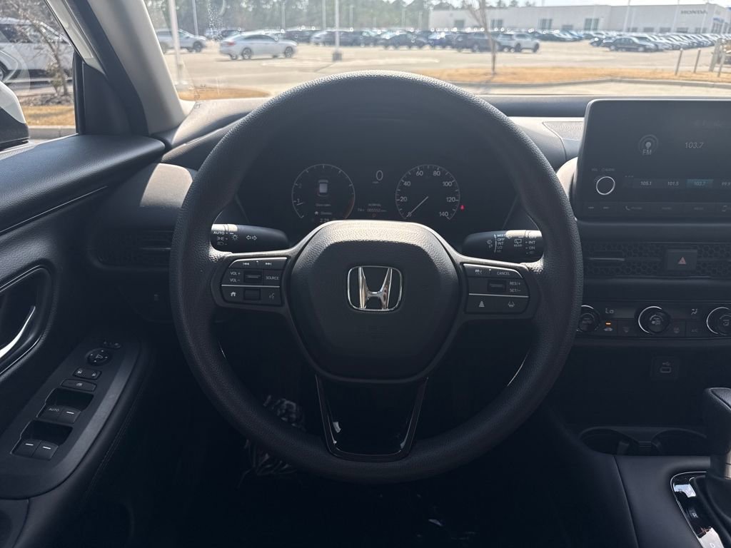Certified 2025 Honda HR-V LX image 17
