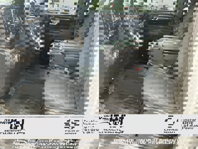 Used 2023 GMC Sierra 1500 SLE image 31