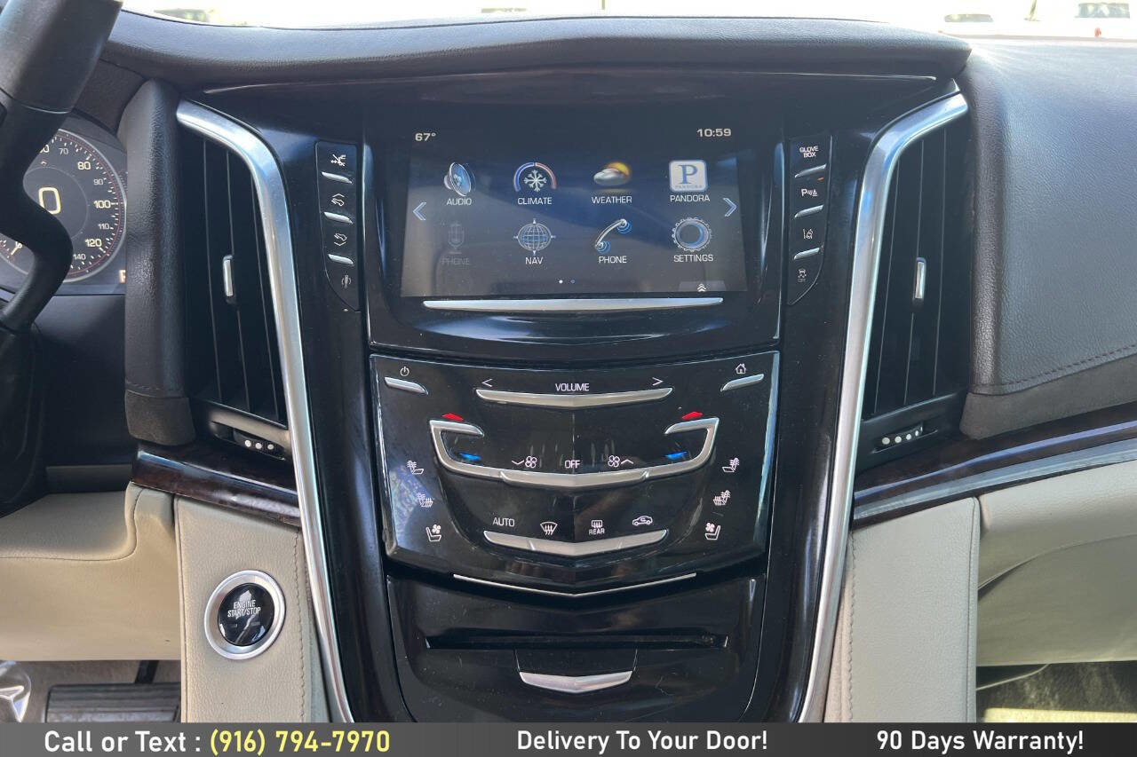 Used 2015 Cadillac Escalade Premium image 17