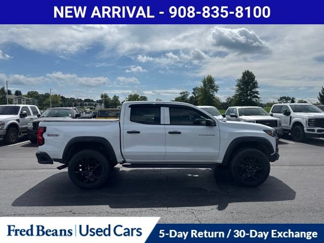 Used 2023 Chevrolet Colorado Trail Boss w/ LPO, Dark Essentials Package AWD/4WD image 9