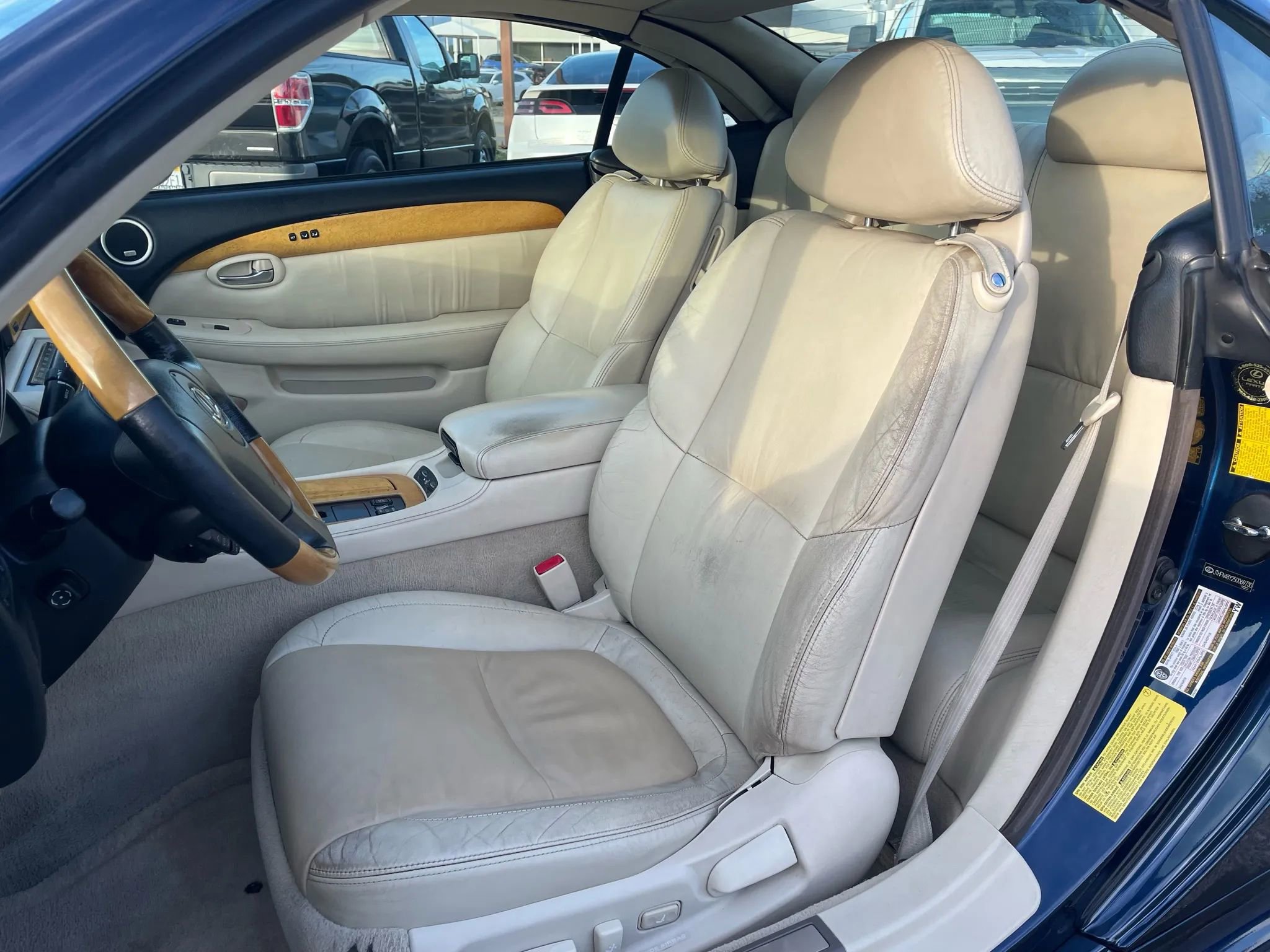 Used 2005 Lexus SC 430 Convertible image 13