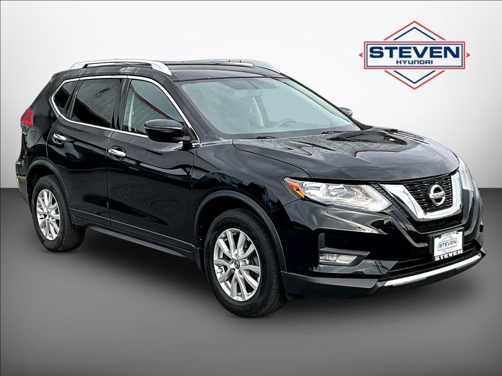 Used 2017 Nissan Rogue SV