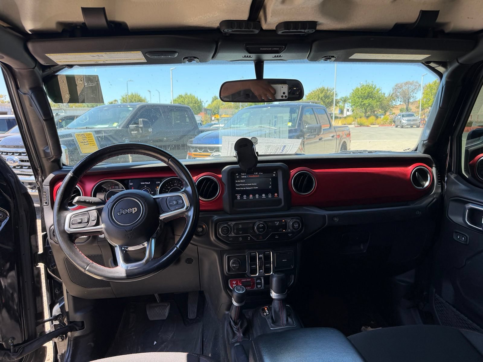Used 2021 Jeep Gladiator Rubicon w/ Trailer Tow Package AWD/4WD image 11