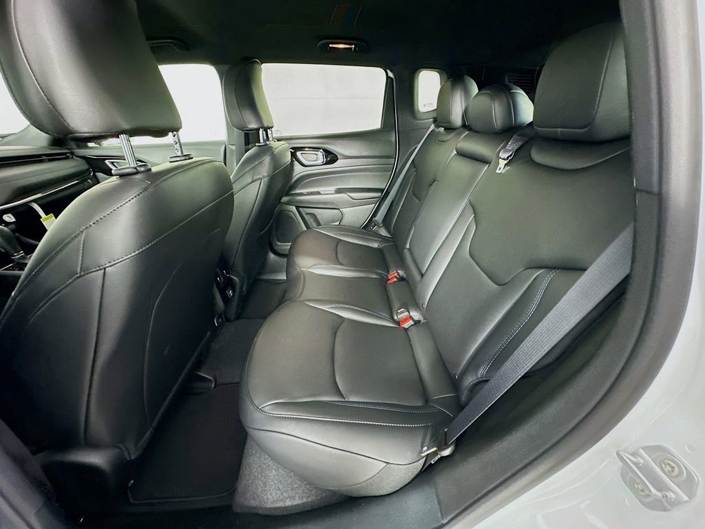 New 2026 Jeep Compass Limited AWD/4WD image 30