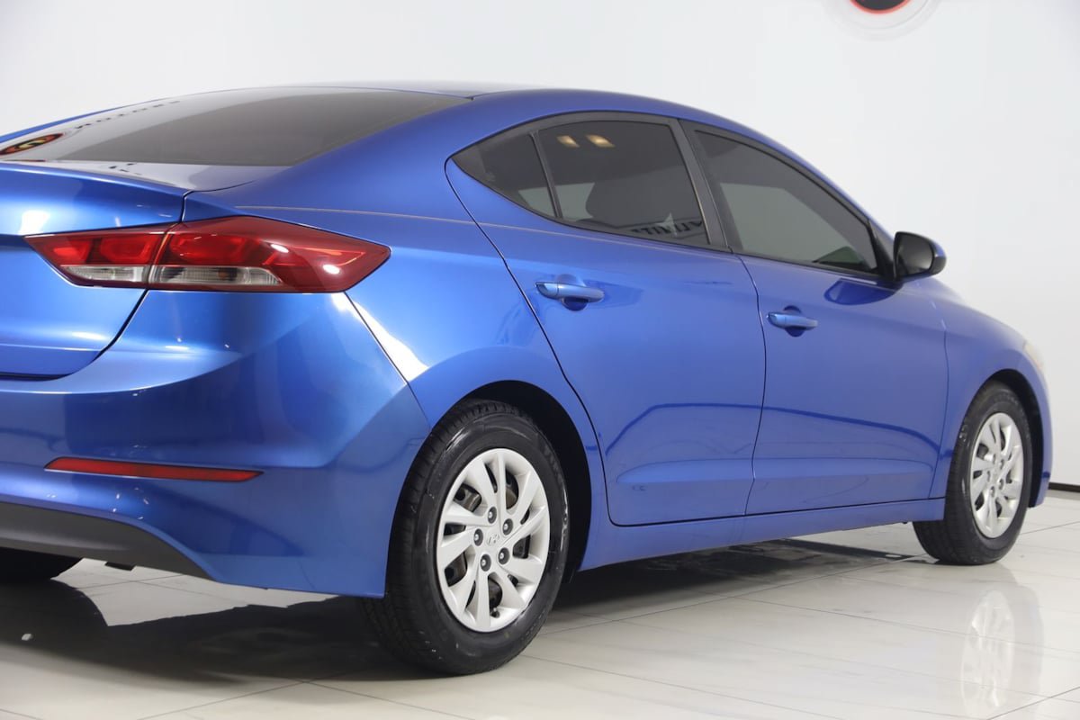 Used 2018 Hyundai Elantra SE FWD image 36