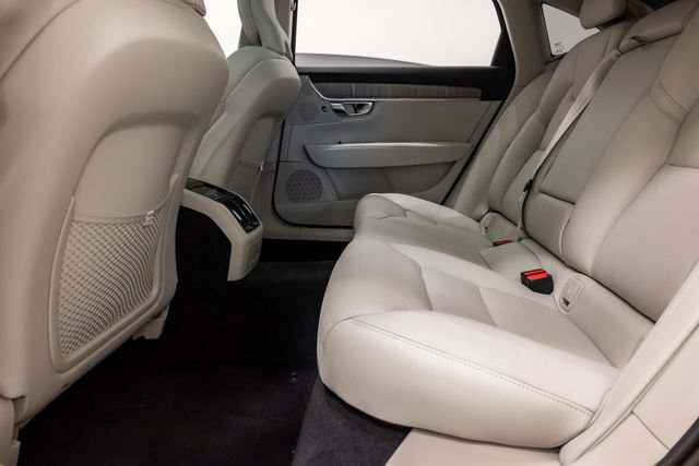 Used 2023 Volvo S90 B6 Plus AWD/4WD image 26