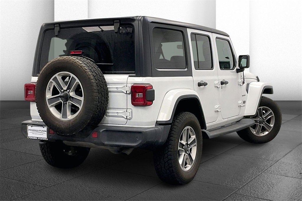 Used 2018 Jeep Wrangler Unlimited Sahara image 11
