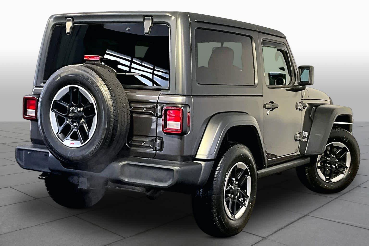 Used 2019 Jeep Wrangler Sport AWD/4WD image 13